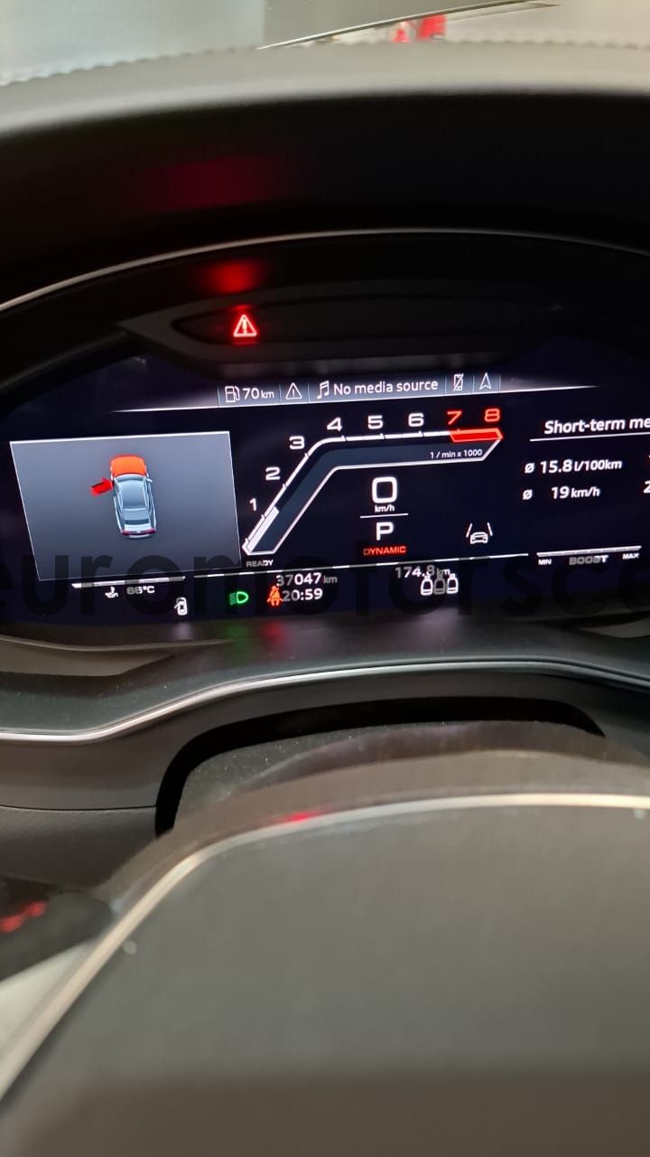 Q8RS combination instrument control unit